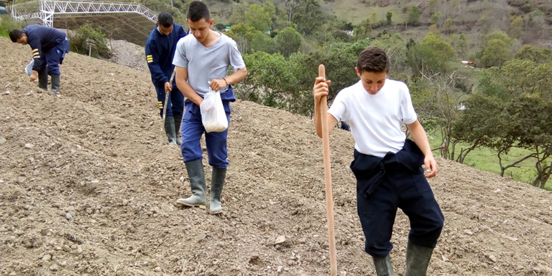 Experiencias agroecológicas de IED de Fosca, elegidas para participar en simposio de investigación e innovación


































