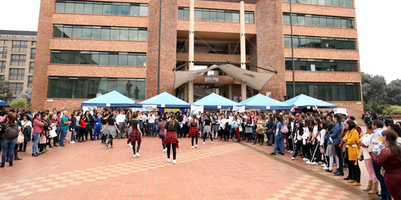 Cerca de 22.000 estudiantes cundinamarqueses se forman con el Sistema de Educación Relacional




