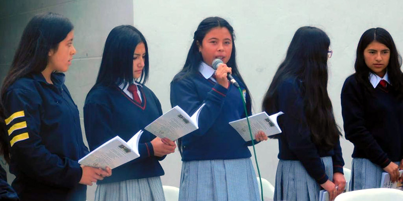 Docentes y estudiantes cundinamarqueses presentan quinta edición de su libro Leer nuestra nueva misión



























