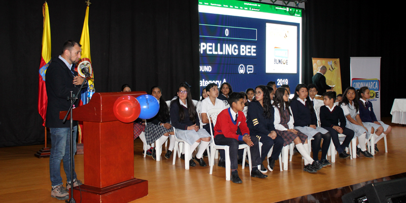 Colegios de Ubaté y La Calera, ganadores del Song Fest y el Spelling Bee 






